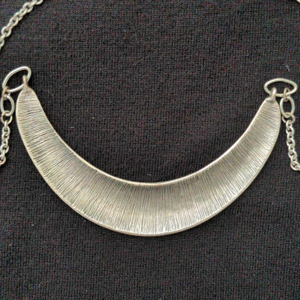 Necklace - Picture 4 of 4